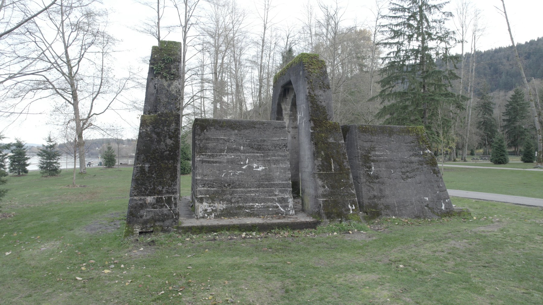 A heritage concrete monument scanned as a site-specific architectural asset for digital production use